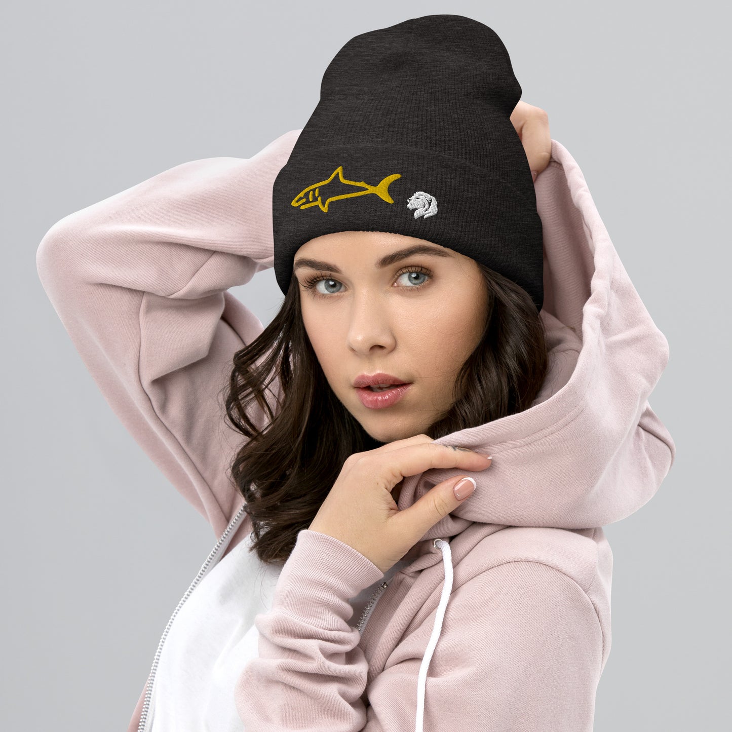 0801c Cuffed Beanie, Animal - Shark